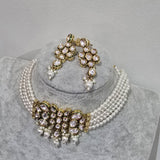 Sami choker set