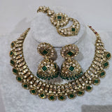 Roya set