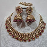 Roya set