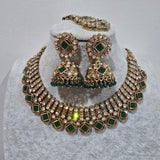 Roya set